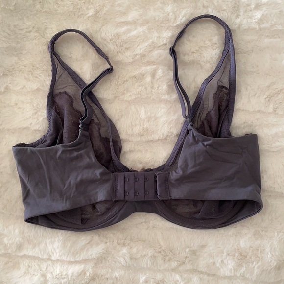 Victoria’s Secret Unlined Demi Bra - Picture 2 of 4